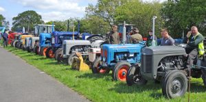 2016 Tractors z09